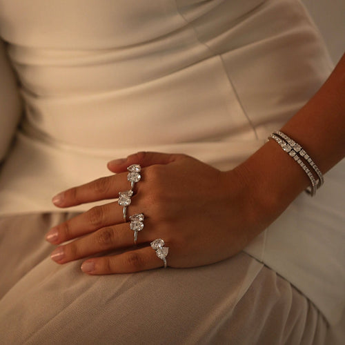 THE GRADUATED TENNIS BRACELET - SILVER